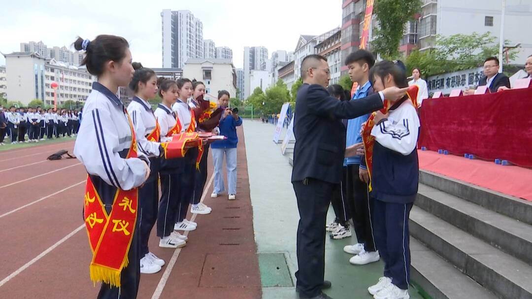 桑植县职业中等专业学校举办职业教育活动周